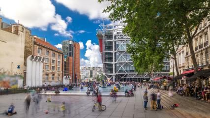 An exhibition in Paris