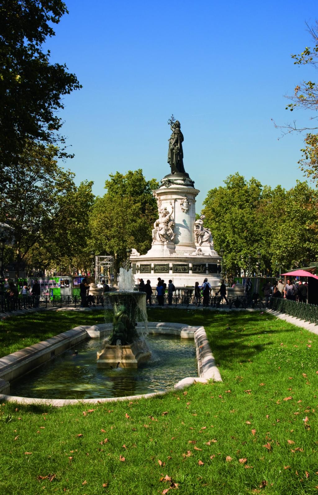 Place de la République, lieu convivial et festif
