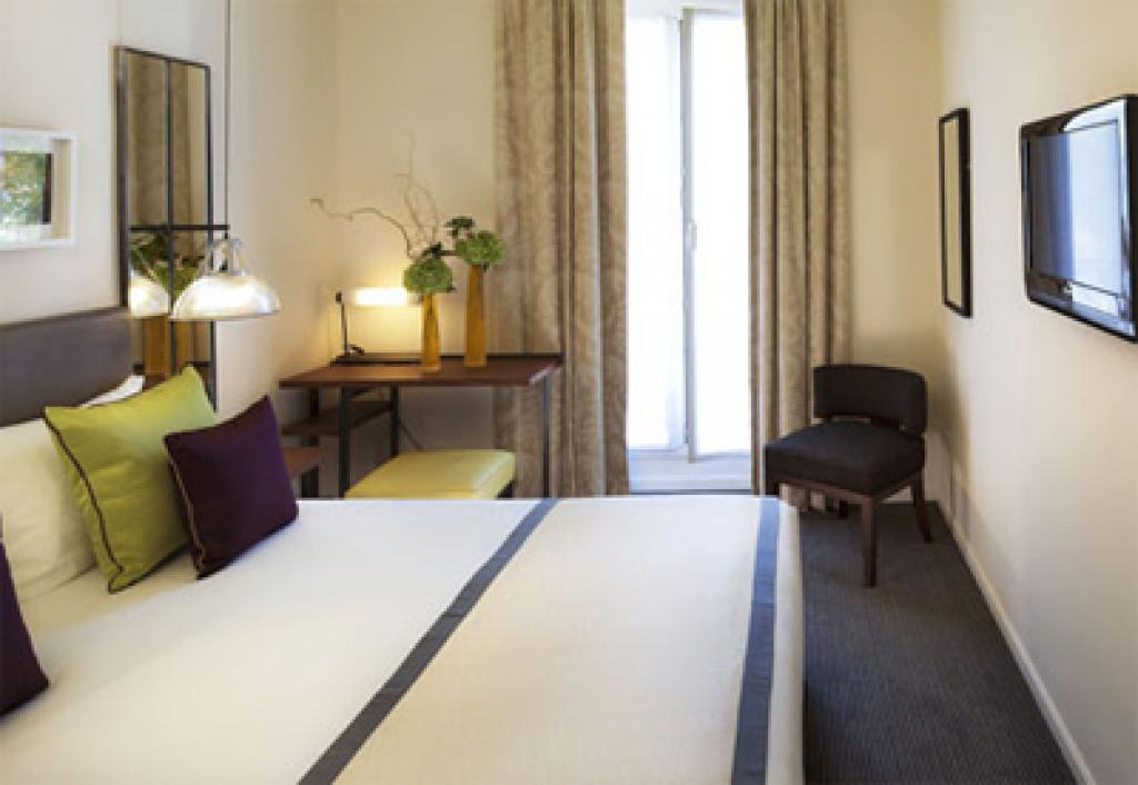 The Hotel Marais Bastille’s elegant superior rooms