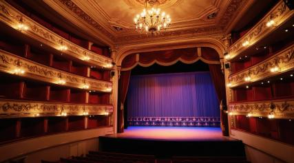Paris on Stage: An Evening at the Theatres of Bastille from Hôtel Marais Bastille